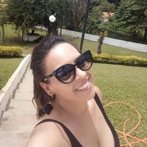 Meet your Posher, Vanessa